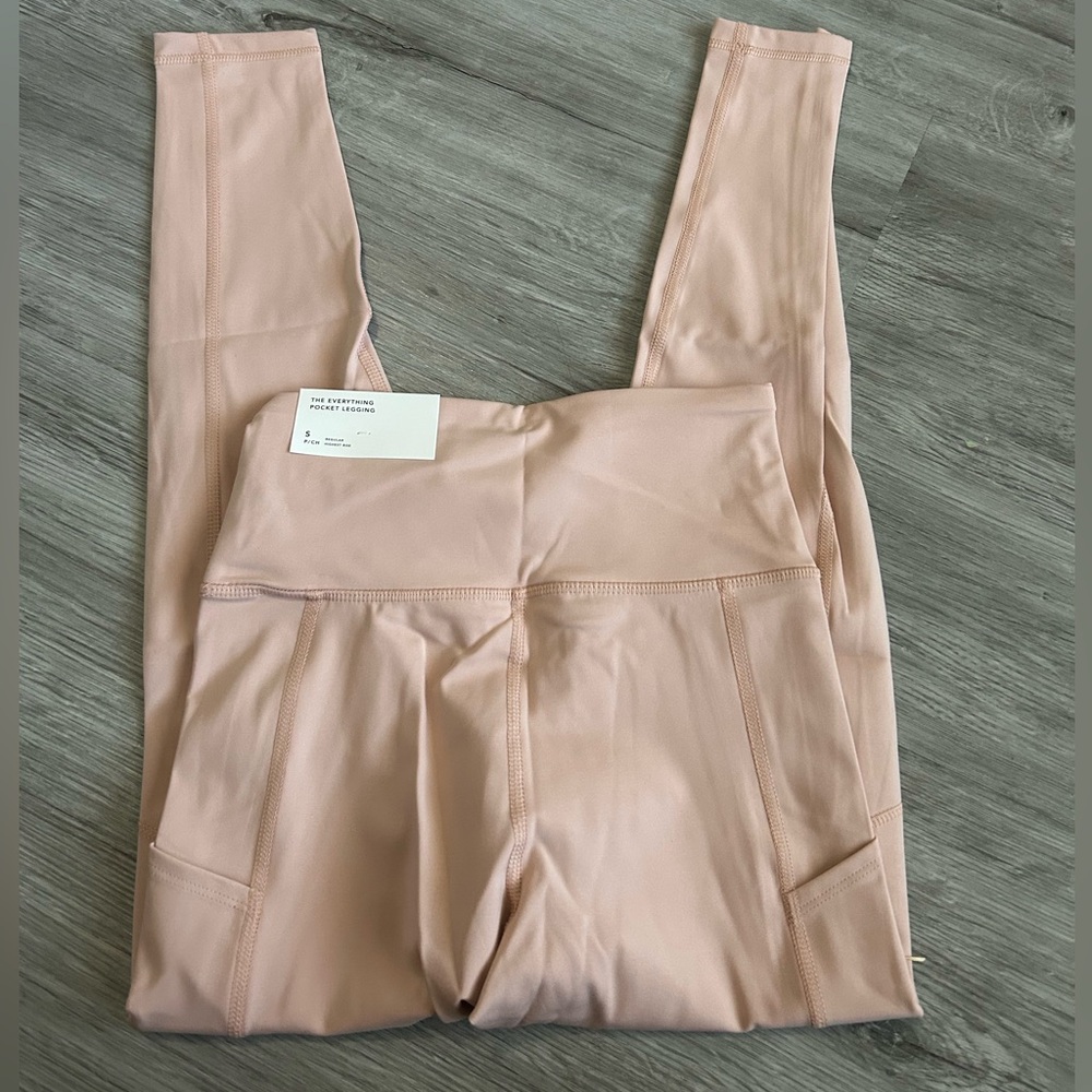 American Eagle Blush the everything Pocket HR Legging